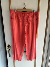 Load image into Gallery viewer, Extra Large - salmon crop pants
