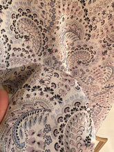 Load image into Gallery viewer, Medium - silky paisley skirt
