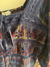 Load image into Gallery viewer, Medium - Prairie Style crop blouse
