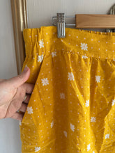 Load image into Gallery viewer, Large - yellow skirt
