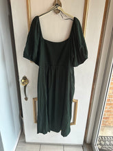 Load image into Gallery viewer, 2X - forest green puff sleeve dress
