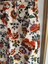 Load image into Gallery viewer, 4/26 - floral pant
