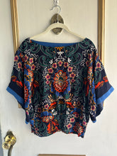 Load image into Gallery viewer, Small/Medium - Bandana paisley blouse
