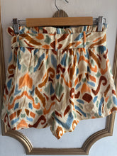 Load image into Gallery viewer, Extra Small/2 - aztec print paper bag shorts
