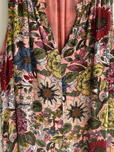 Load image into Gallery viewer, Medium - Floral Shift Dress
