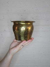 Load image into Gallery viewer, vintage brass pot/planter
