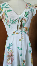 Load image into Gallery viewer, S - White floral cutout dress
